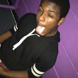 Meet your Posher, Desmond